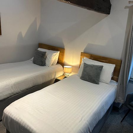 The Valley Hotel, Anglesey Экстерьер фото