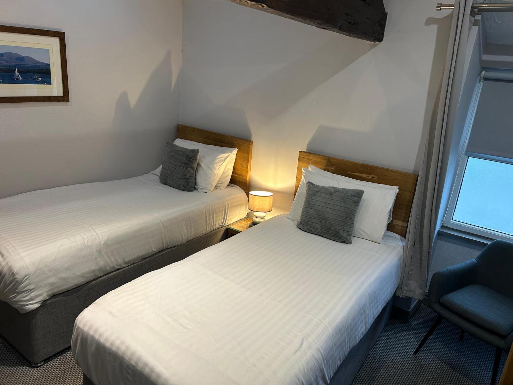 The Valley Hotel, Anglesey Экстерьер фото