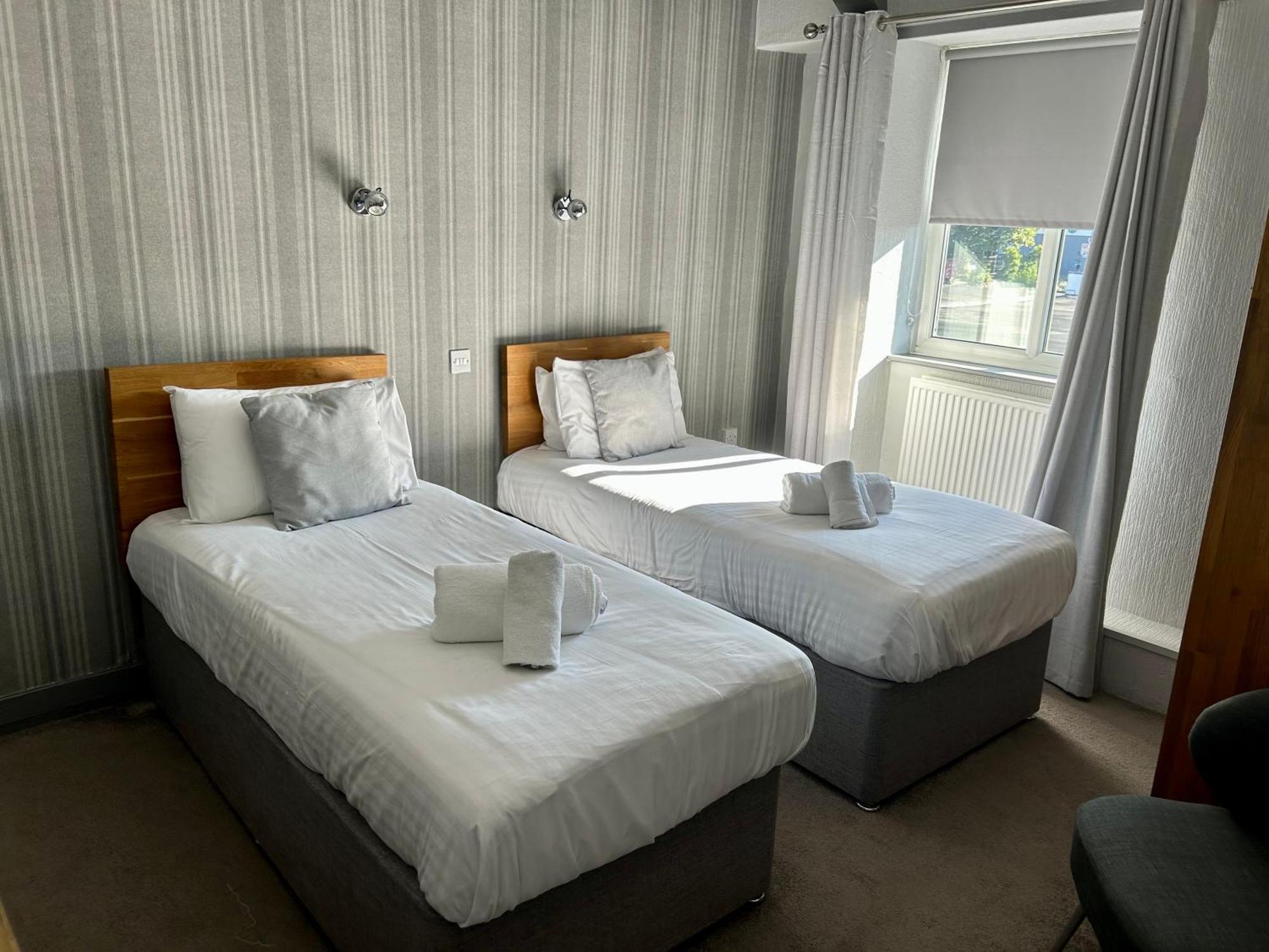 The Valley Hotel, Anglesey Экстерьер фото